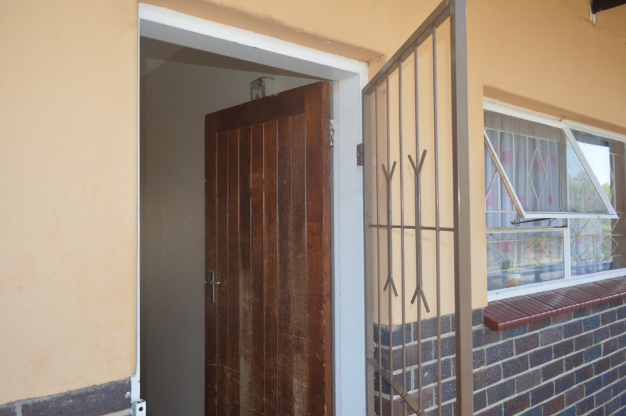 2 Bedroom Property for Sale in La Hoff North West